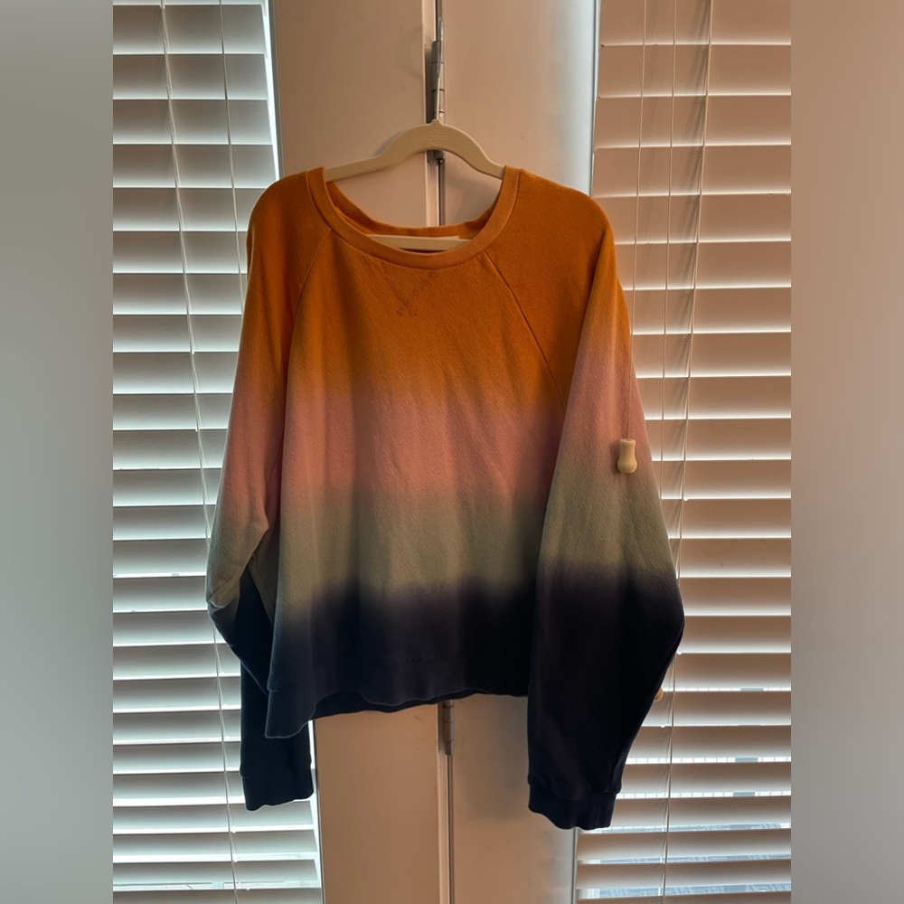 Color Fade Sweatshirt